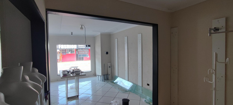 Imagem Imóvel com 8 Quartos à Venda, 180 m² em Vila Nossa Senhora Das Graças - Campo Grande Imagem Imóvel com 8 Quartos à Venda, 180 m² em Vila Nossa Senhora Das Graças - Campo Grande