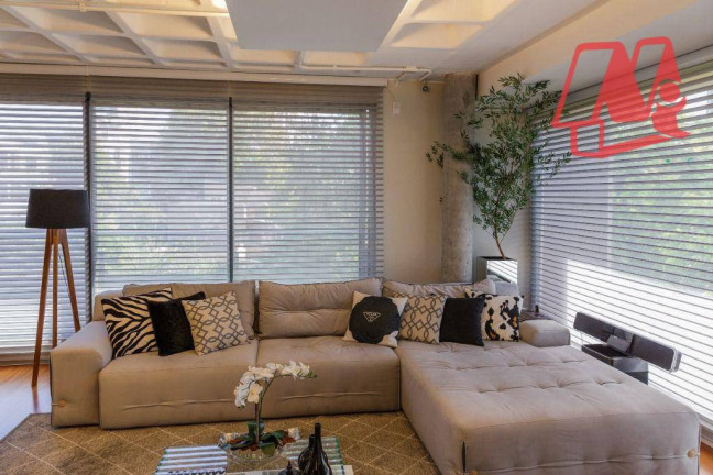 Imagem Apartamento com 3 Quartos à Venda, 131 m² em Petrópolis - Porto Alegre Imagem Apartamento com 3 Quartos à Venda, 131 m² em Petrópolis - Porto Alegre