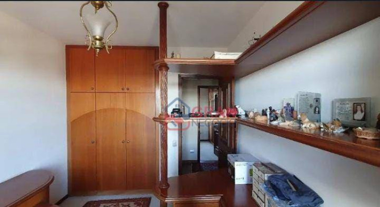 Imagem Apartamento com 4 Quartos à Venda, 250 m² em Bigorrilho - Curitiba