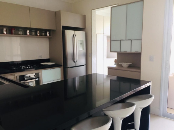 Imagem Casa de Condomínio com 4 Quartos à Venda, 212 m² em Atibaia