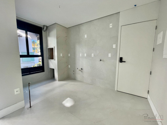Imagem Apartamento com 1 Quarto à Venda, 43 m² em Jurerê - Florianópolis Imagem Apartamento com 1 Quarto à Venda, 43 m² em Jurerê - Florianópolis