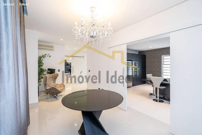 Imagem Casa com 4 Quartos à Venda, 751 m² em Jardim Social - Curitiba Imagem Casa com 4 Quartos à Venda, 751 m² em Jardim Social - Curitiba