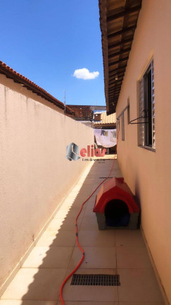 Imagem Casa com 3 Quartos à Venda, 194 m² em Parque São Cristóvão - Bauru