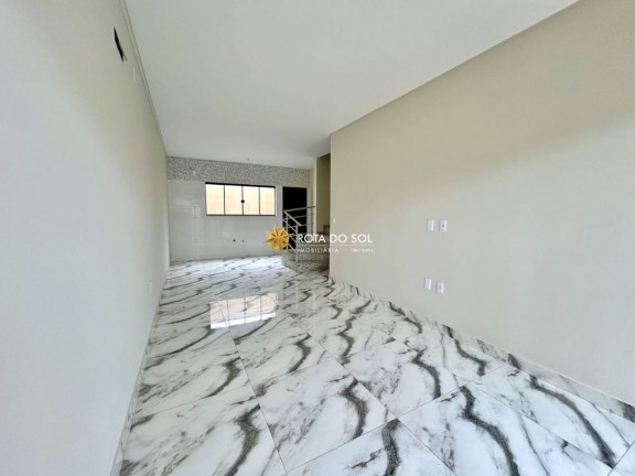Imagem Sobrado com 2 Quartos à Venda, 82 m² em Bombas - Bombinhas