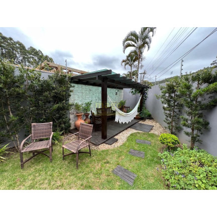 Imagem Casa com 3 Quartos à Venda, 380 m² em Ariribá - Balneário Camboriú Imagem Casa com 3 Quartos à Venda, 380 m² em Ariribá - Balneário Camboriú