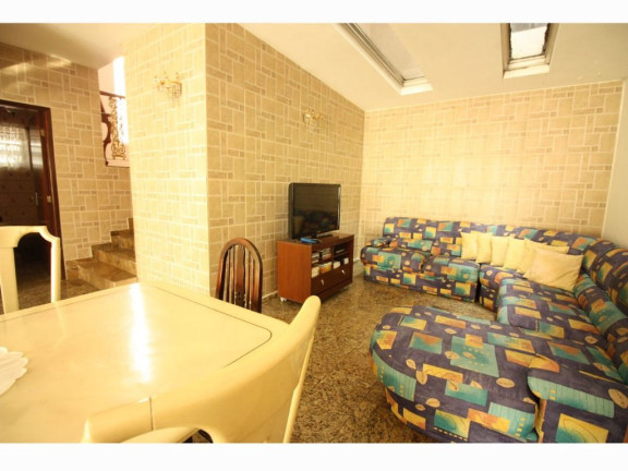 Imagem Casa com 4 Quartos à Venda, 400 m² em Vila Rosália - Guarulhos Imagem Casa com 4 Quartos à Venda, 400 m² em Vila Rosália - Guarulhos