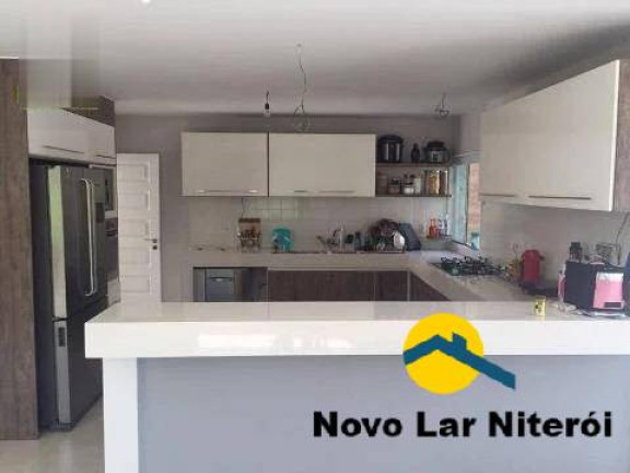 Imagem Casa com 4 Quartos à Venda, 400 m² em Sapê - Niterói
