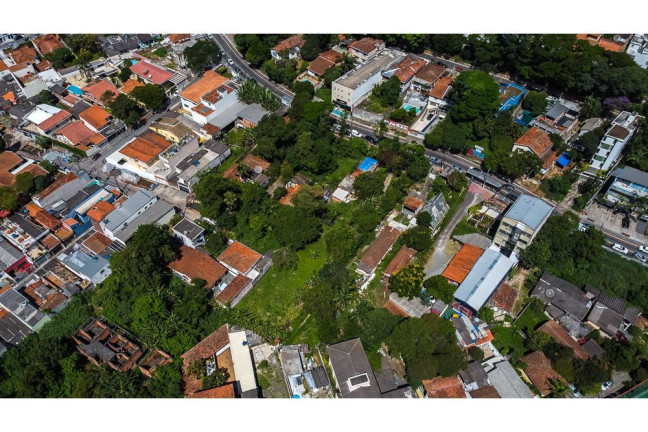 Imagem Terreno à Venda, em Horto - São Paulo Imagem Terreno à Venda, em Horto - São Paulo