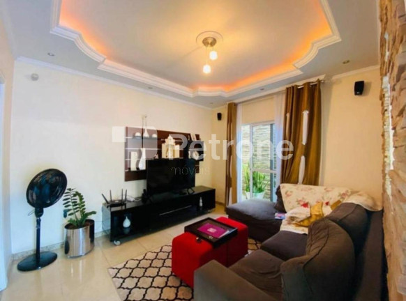 Imagem Casa com 3 Quartos à Venda, 340 m² em Calheiros - Governador Celso Ramos