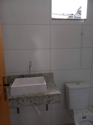 Imagem Casa com 2 Quartos à Venda, 137 m² em Conceição - Feira De Santana