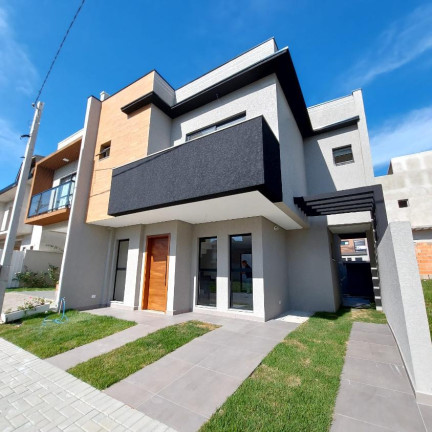 Sobrado com 3 Quartos à Venda, 120 m² em Costeira - São José Dos Pinhais