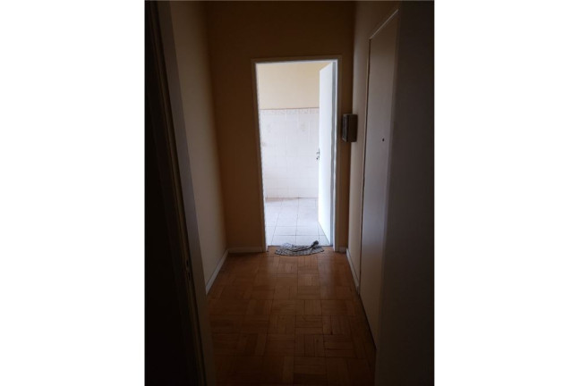 Imagem Imóvel com 2 Quartos à Venda, em Auxiliadora - Porto Alegre Imagem Imóvel com 2 Quartos à Venda, em Auxiliadora - Porto Alegre
