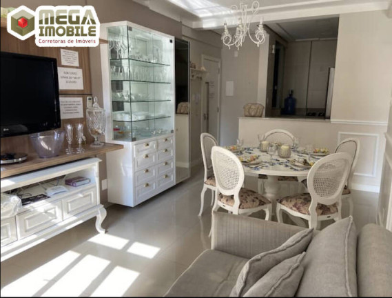 Foto do imóvel Apartamento com 2 Quartos à Venda, 68 m² em Centro - Florianópolis