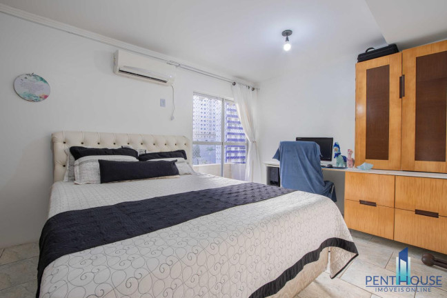 Imagem Apartamento com 4 Quartos à Venda, 215 m² em Centro - Balneário Camboriú Imagem Apartamento com 4 Quartos à Venda, 215 m² em Centro - Balneário Camboriú
