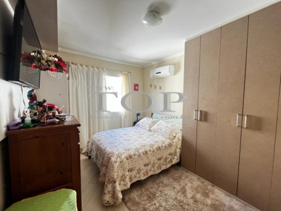 Imagem Apartamento com 2 Quartos à Venda, 72 m² em Jardim Astúrias - Guarujá