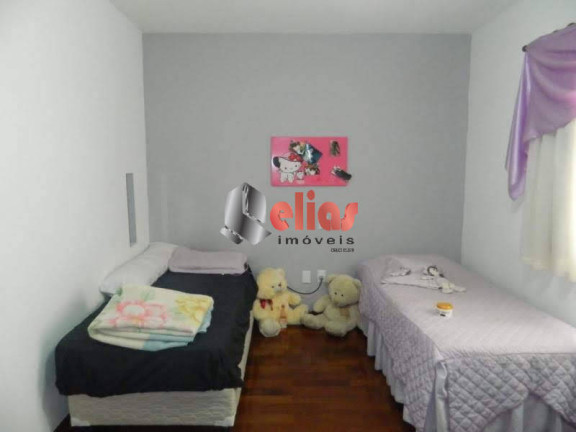 Imagem Casa com 3 Quartos à Venda, 242 m² em Vila Camargo - Bauru Imagem Casa com 3 Quartos à Venda, 242 m² em Vila Camargo - Bauru