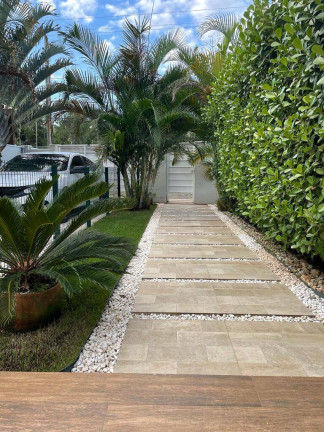 Imagem Casa com 3 Quartos à Venda, 230 m² em Campeche - Florianópolis Imagem Casa com 3 Quartos à Venda, 230 m² em Campeche - Florianópolis