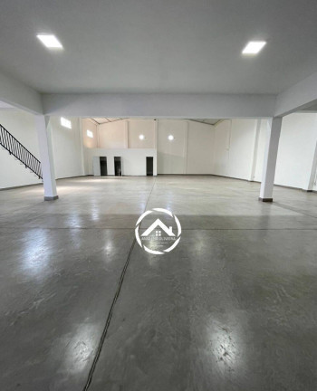 Sala Comercial à Venda, 450 m² em Ikaray - Várzea Grande