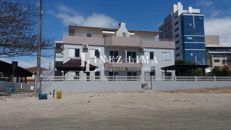 Imagem Apartamento com 2 Quartos para Temporada, 90 m² em Balneário Perequê - Porto Belo