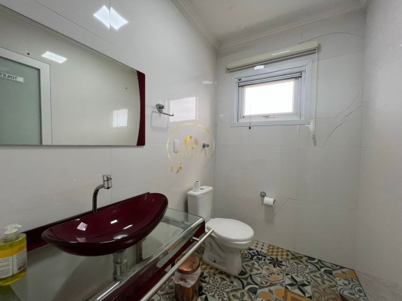 Imagem Casa com 8 Quartos à Venda, 700 m² em Guarujá