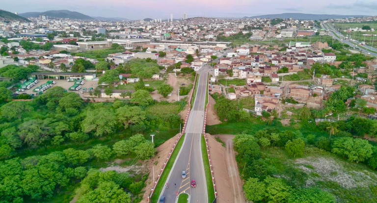 Imagem Terreno à Venda, 200 m² em Agamenom Magalhães - Caruaru