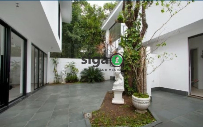 Imagem Casa com 3 Quartos à Venda, 360 m² em Granja Julieta - São Paulo Imagem Casa com 3 Quartos à Venda, 360 m² em Granja Julieta - São Paulo