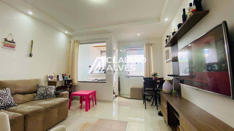 Imagem Casa com 2 Quartos à Venda, 70 m² em Mangabeira - Feira De Santana