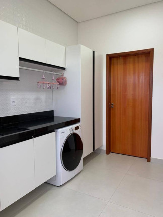Imagem Casa com 4 Quartos à Venda, 310 m² em Barreiro - Araçoiaba Da Serra