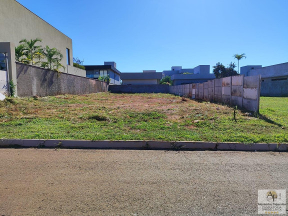 Imagem Imóvel à Venda, 560 m² em Residencial Goiânia Golfe Clube - Goiânia Imagem Imóvel à Venda, 560 m² em Residencial Goiânia Golfe Clube - Goiânia