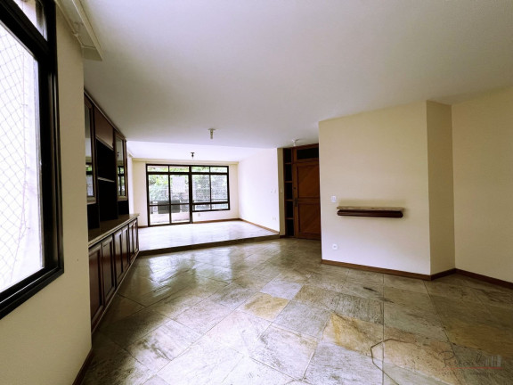 Imagem Apartamento com 4 Quartos à Venda, 240 m² em Centro - Florianópolis Imagem Apartamento com 4 Quartos à Venda, 240 m² em Centro - Florianópolis