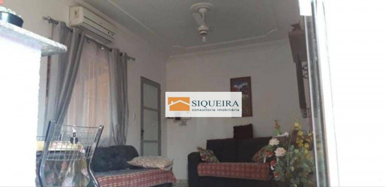 Imagem Casa com 2 Quartos à Venda, 91 m² em Parque Ouro Fino - Sorocaba Imagem Casa com 2 Quartos à Venda, 91 m² em Parque Ouro Fino - Sorocaba