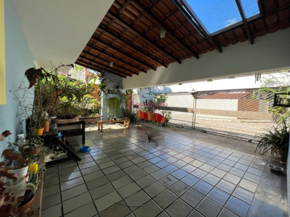 Imagem Casa com 4 Quartos à Venda, 420 m² em Mata Da Praia - Vitória