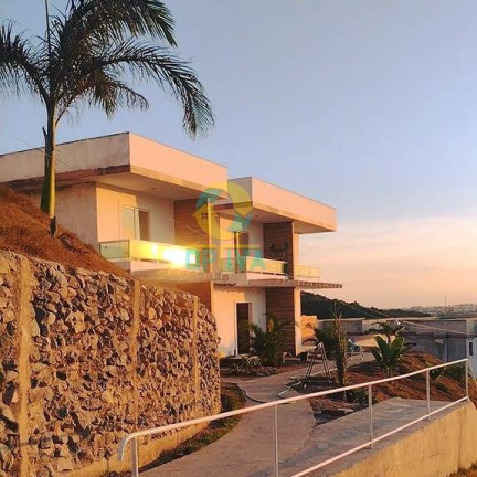 Casa de Condomínio com 2 Quartos à Venda, 73 m²