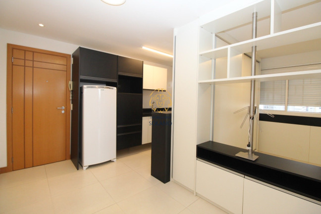 Imagem Apartamento com 1 Quarto à Venda ou Locação, 50 m² em Centro - Curitiba Imagem Apartamento com 1 Quarto à Venda ou Locação, 50 m² em Centro - Curitiba