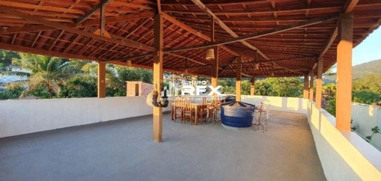 Imagem Casa com 6 Quartos à Venda, 327 m² em Engenho Do Mato - Niterói