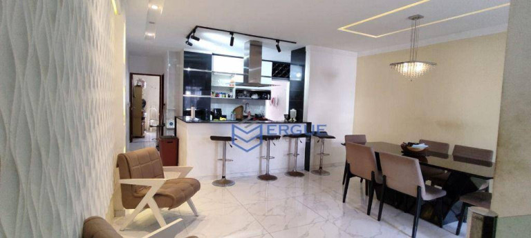 Imagem Casa com 4 Quartos à Venda, 375 m² em Maraponga - Fortaleza Imagem Casa com 4 Quartos à Venda, 375 m² em Maraponga - Fortaleza