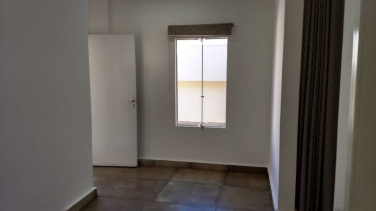 Imagem Sala Comercial à Venda ou Locação, 169 m² em Jardim Emília - Sorocaba Imagem Sala Comercial à Venda ou Locação, 169 m² em Jardim Emília - Sorocaba
