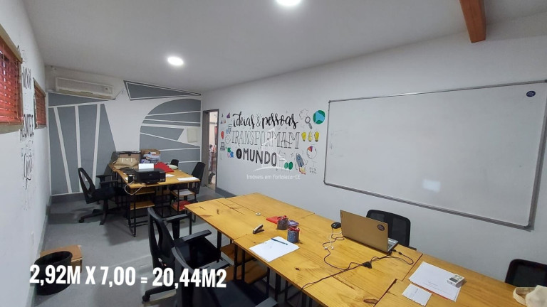 Imagem Casa com 5 Quartos à Venda, 260 m² em Edson Queiroz - Fortaleza Imagem Casa com 5 Quartos à Venda, 260 m² em Edson Queiroz - Fortaleza