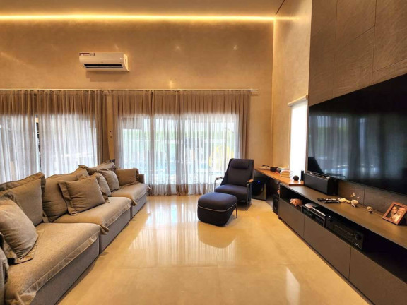 Imagem Casa com 3 Quartos à Venda, 303 m² em Golf Village - Carapicuíba