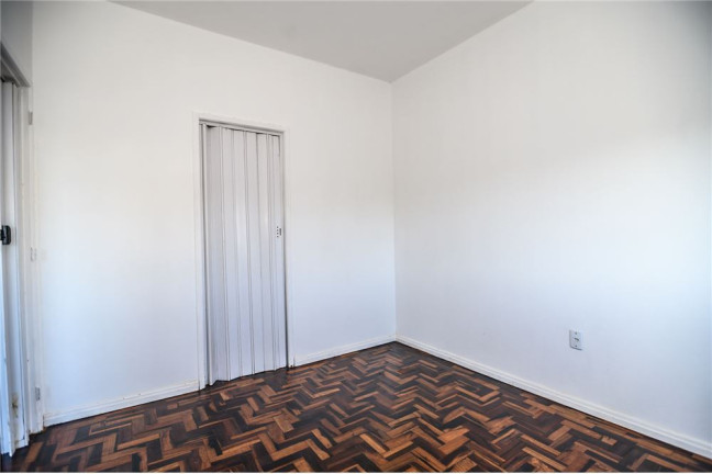Imagem Imóvel com 1 Quarto à Venda, em Floresta - Porto Alegre Imagem Imóvel com 1 Quarto à Venda, em Floresta - Porto Alegre