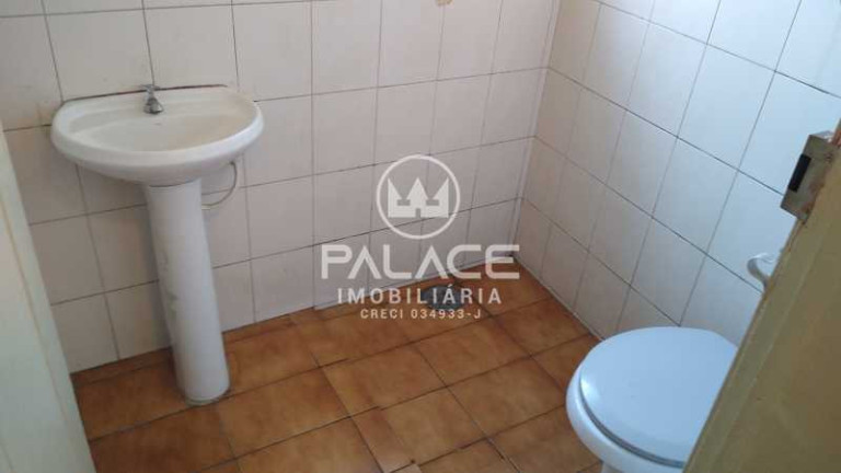 Imagem Imóvel com 4 Quartos à Venda, 144 m² em Centro - Piracicaba Imagem Imóvel com 4 Quartos à Venda, 144 m² em Centro - Piracicaba