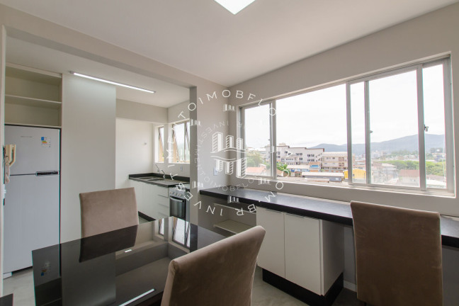 Imagem Apartamento com 2 Quartos à Venda, 63 m² em Pantanal - Florianópolis