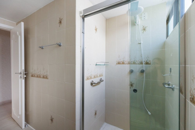 Imagem Apartamento com 3 Quartos para Alugar, 100 m² em Centro - Balneário Camboriú Imagem Apartamento com 3 Quartos para Alugar, 100 m² em Centro - Balneário Camboriú