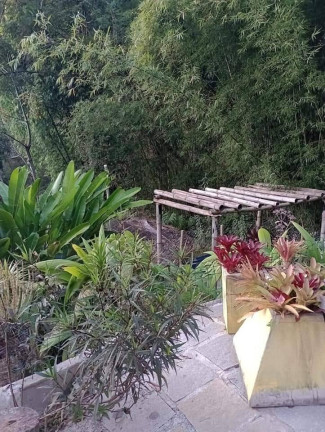 Imagem Casa com 3 Quartos à Venda, 8 m² em Amparo - Nova Friburgo