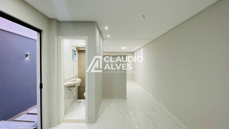 Imagem Casa com 3 Quartos à Venda, 132 m² em Mangabeira - Feira De Santana