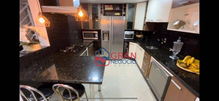 Imagem Casa com 3 Quartos à Venda, 186 m² em Alto Boqueirão - Curitiba Imagem Casa com 3 Quartos à Venda, 186 m² em Alto Boqueirão - Curitiba