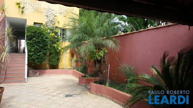 Imagem Sobrado com 3 Quartos à Venda, 221 m² em Vila Assunção - Santo André Imagem Sobrado com 3 Quartos à Venda, 221 m² em Vila Assunção - Santo André