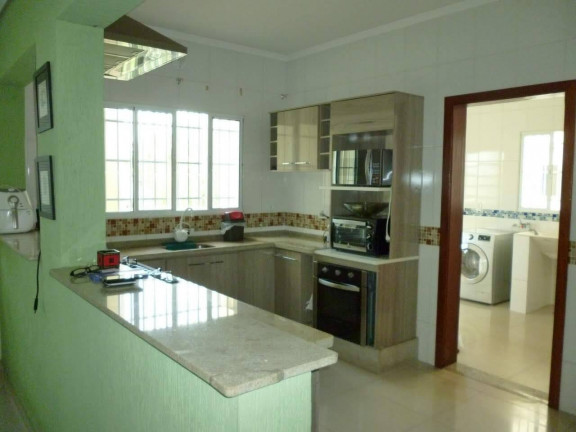 Imagem Casa com 5 Quartos à Venda, 300 m² em Centro - Boituva