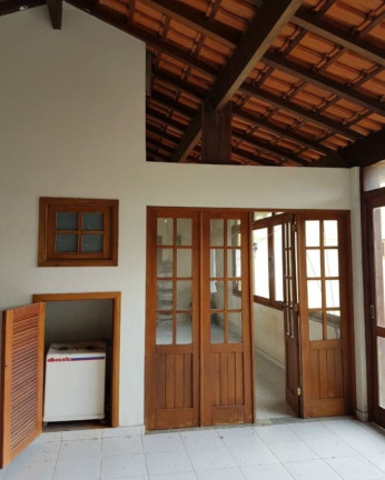 Imagem Casa com 4 Quartos à Venda, 305 m² em Vale Do Paraíso - Teresópolis