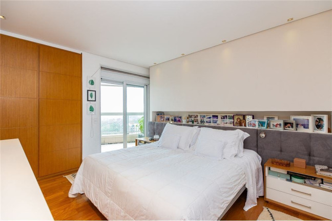 Imagem Apartamento com 3 Quartos à Venda, 198 m² em Vila Nova Conceição - São Paulo Imagem Apartamento com 3 Quartos à Venda, 198 m² em Vila Nova Conceição - São Paulo